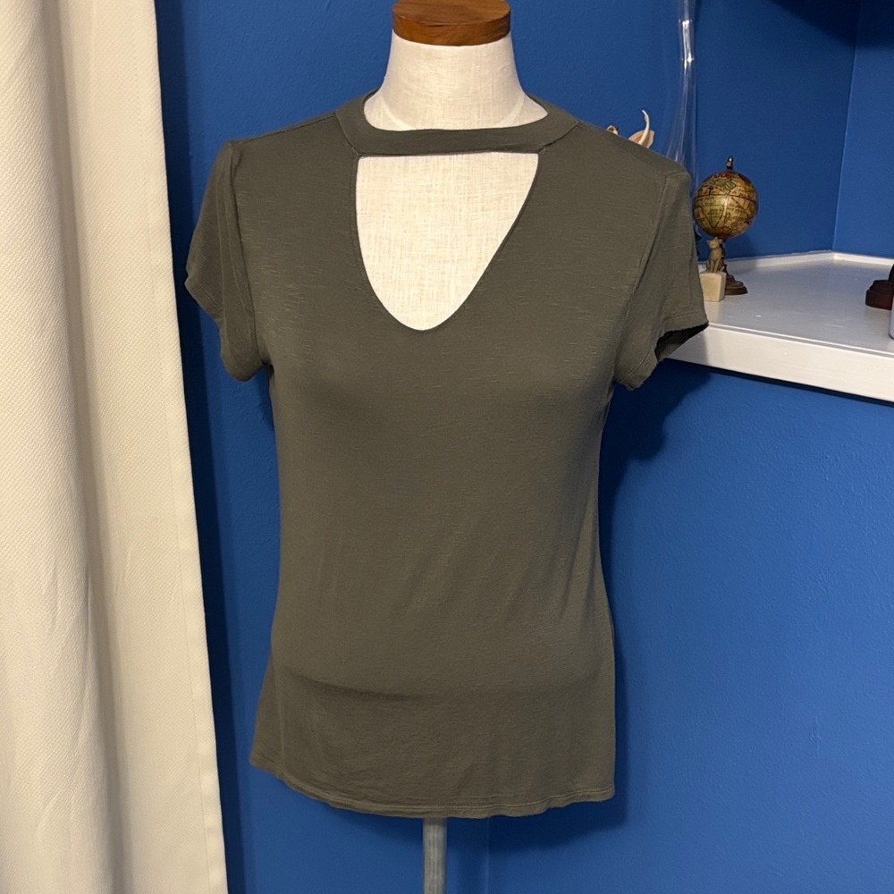 Maurices Khaki Cut-Out Short Sleeve Top